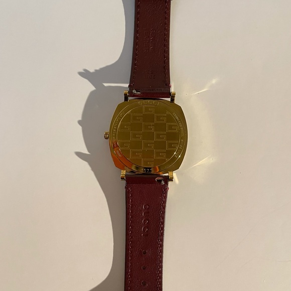 Gucci Grip Quartz watch - Picture 2 of 3
